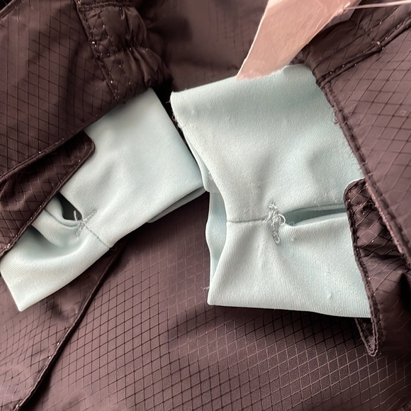 NWT 686 ACC Vagabond women’s black snowboard ski down jacket, size M. - Picture 15 of 15